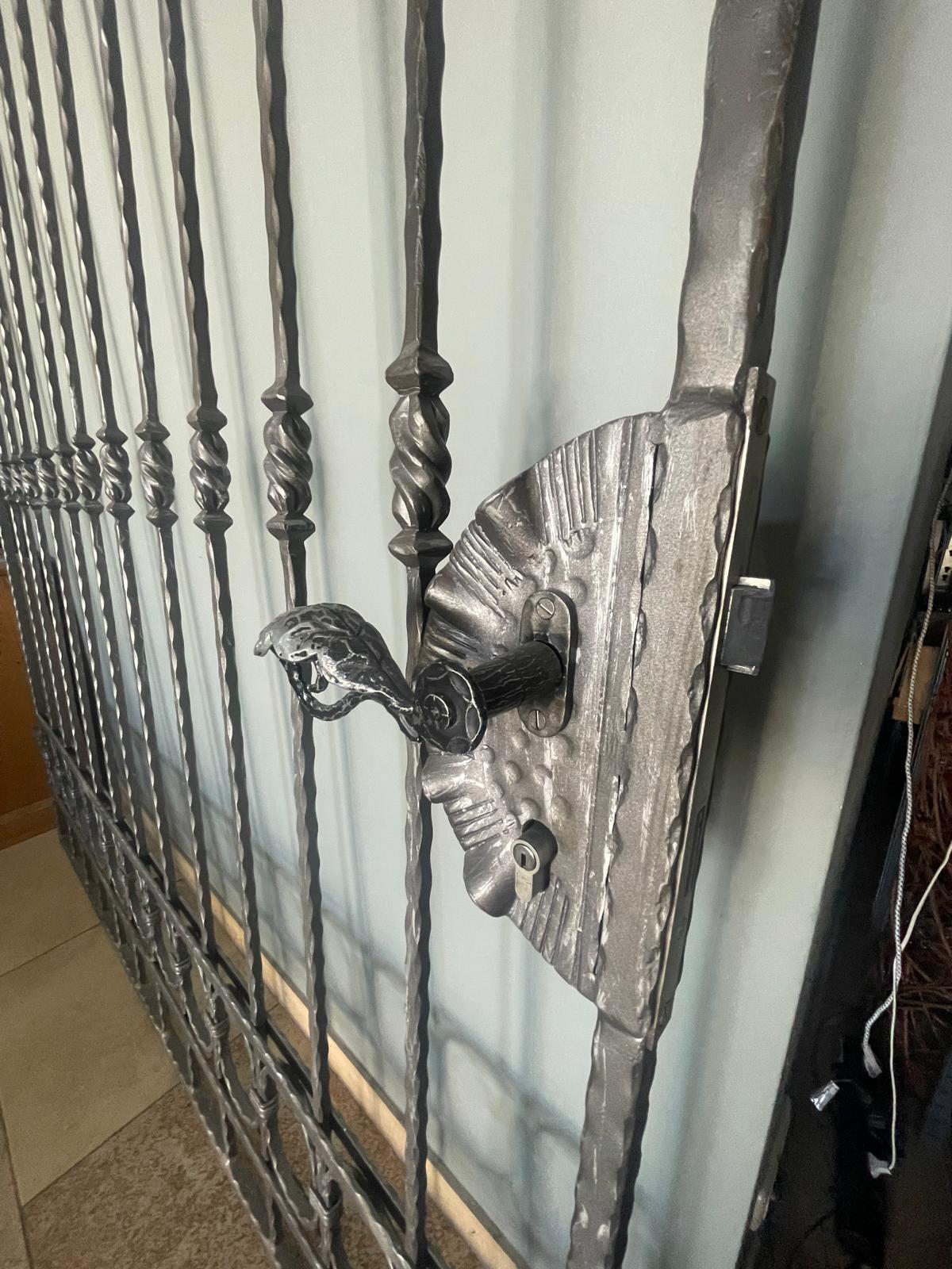 Tor aus Schmiedeeisen Metall Türe